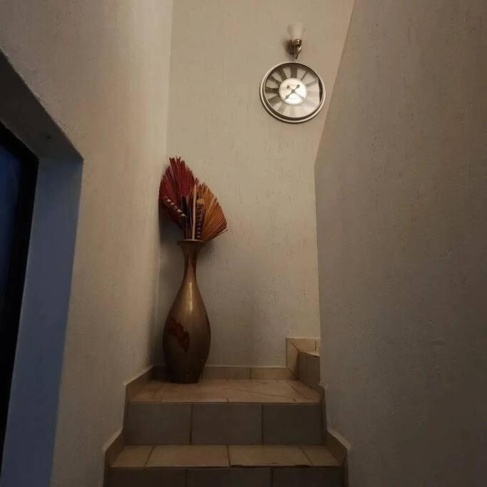 3 Bedroom Townhouse W Garage Blocks From The *